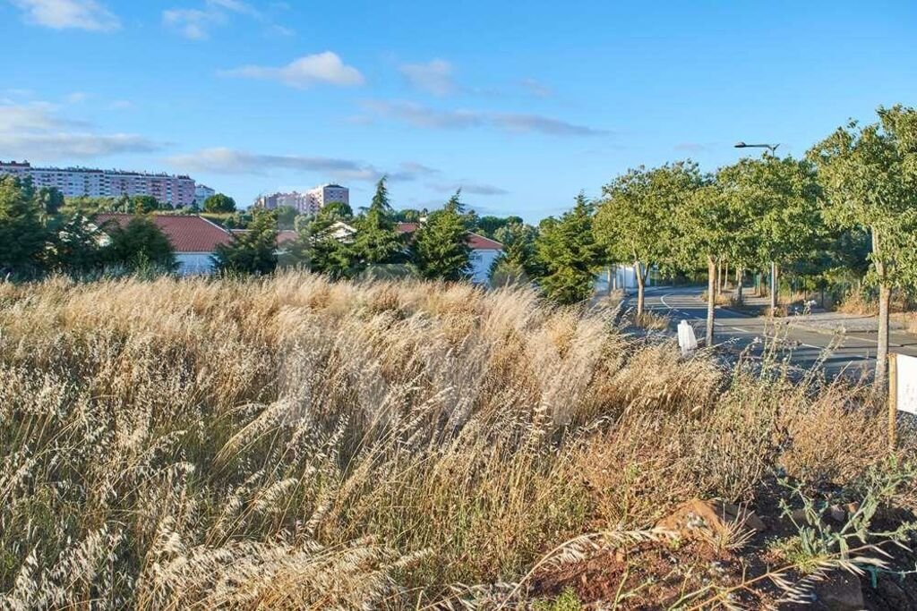 Land in Barcarena, Lisbon, Portugal 1 - 15506451