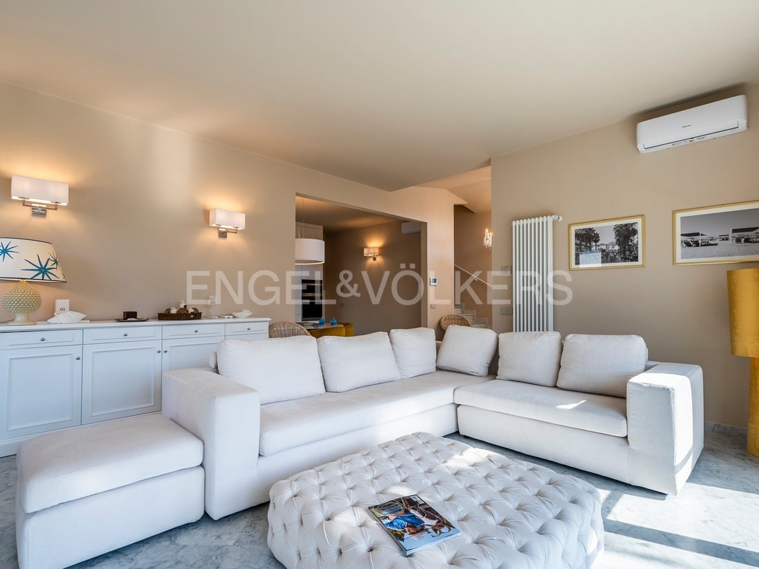 Villa in Fiumetto, Pietrasanta, Italy 2 - 15507586