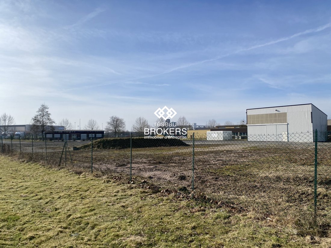 Land in Varennes-sur-Allier, Auvergne-Rhône-Alpes, France 2 - 15507415