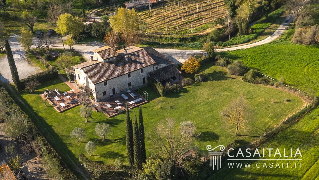 Country House in Castel Ritaldi, Umbria, Italy 3 - 15319285