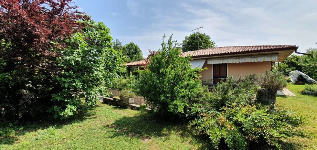 Villa in Manerba del Garda, Lombardy, Italy 4 - 15508051