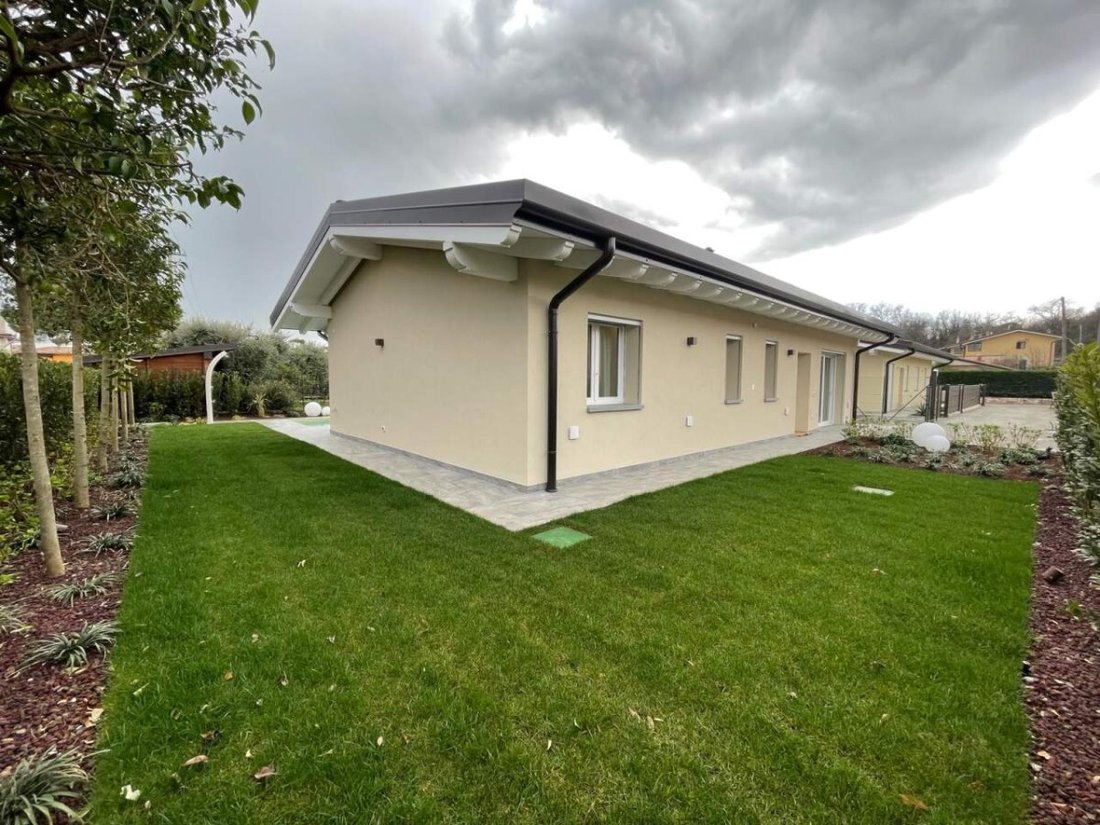 Villa in Historic Center, Padenghe sul Garda, Lombardy 5 - 15507888