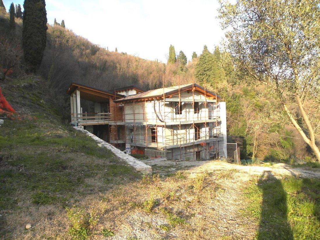 Country House in Salo, Lombardy, Italy 5 - 15507899