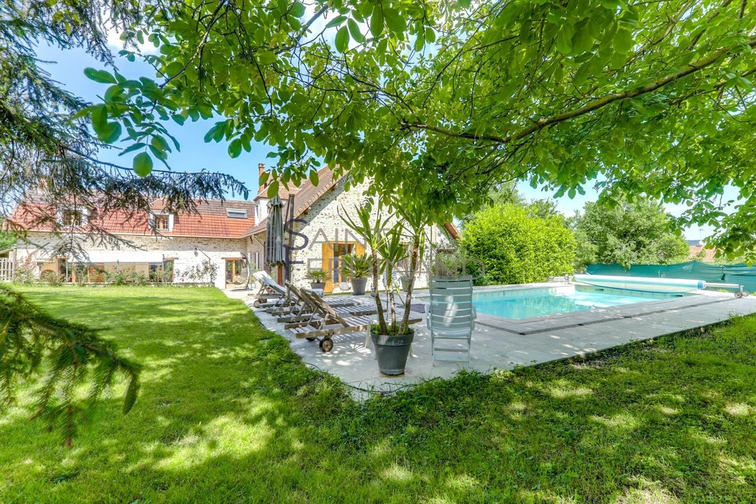 House in Saint-Cyr-sous-Dourdan, Ile-de-France, France 1 - 14372315