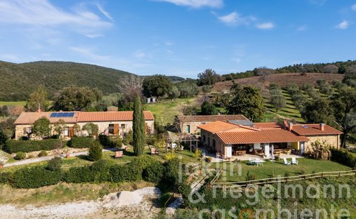 Farm Ranch in Massa Marittima, Tuscany, Italy 1