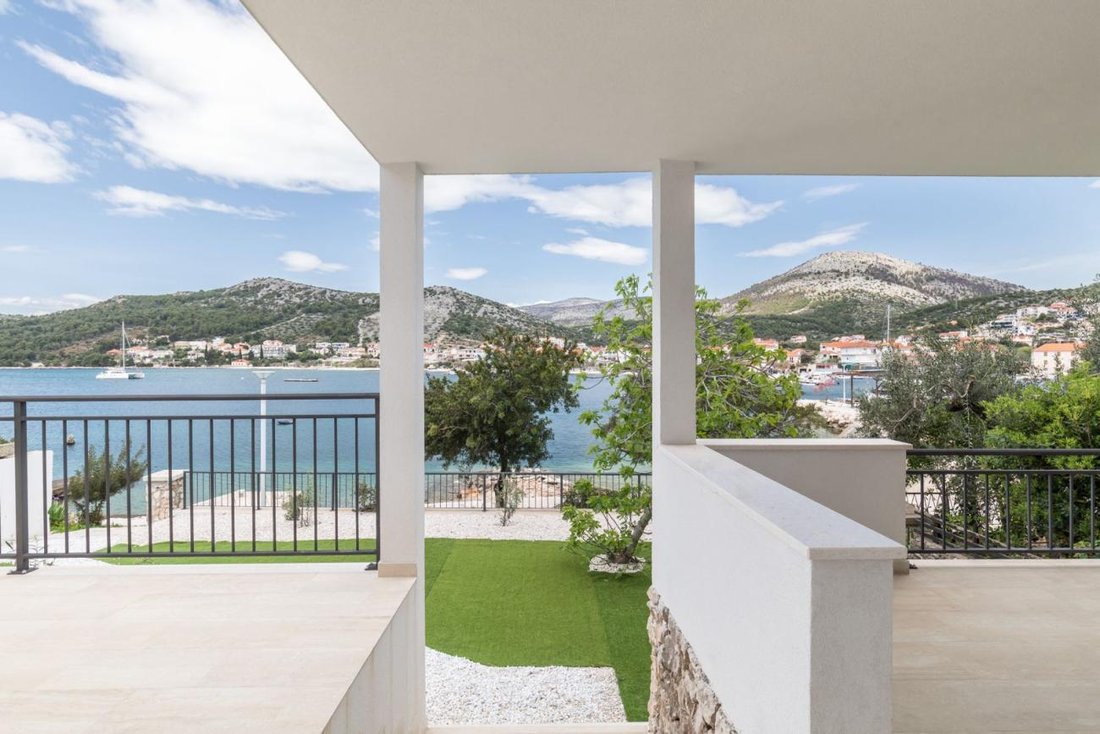 Villa in Trogir, Split-Dalmatia County, Croatia 5 - 13882445