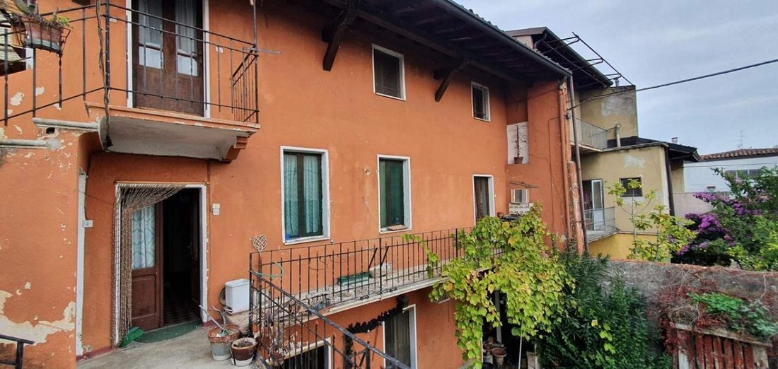 Country House in Manerba del Garda, Lombardy, Italy 2 - 15508165