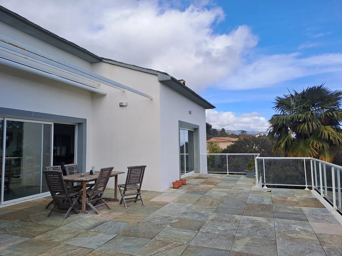 Villa in Est, Biguglia, France 4 - 15508296