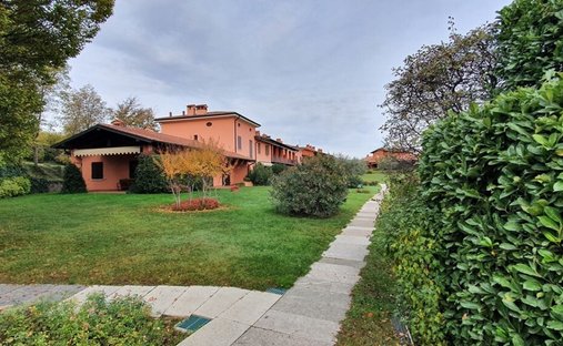 Villa in Soiano del Lago, Lombardy, Italy 1