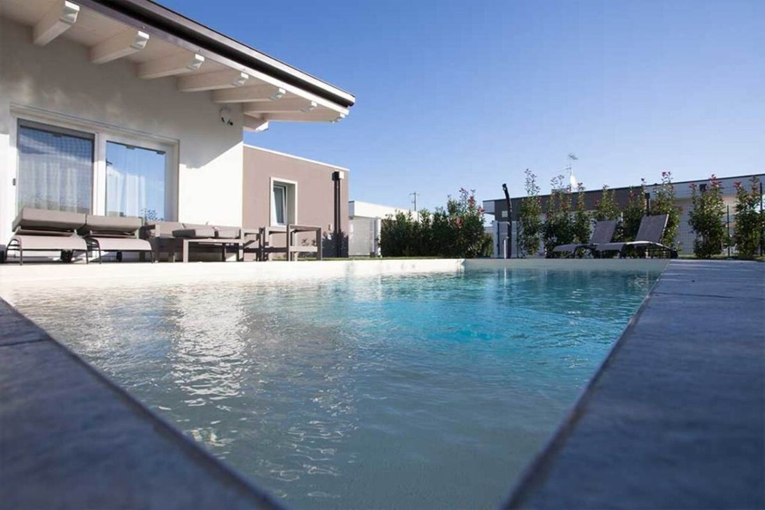 Villa in Historic Center, Lonato del Garda, Lombardy 4 - 15508089