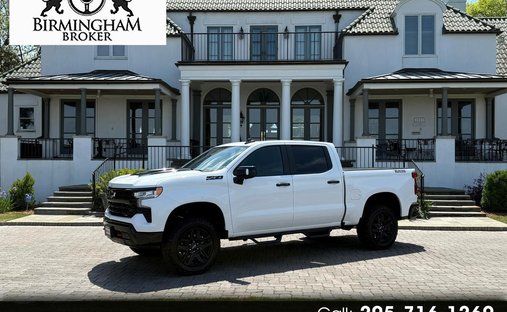 2022 Chevrolet Silverado 1500 4WD Crew Cab 147" LT Trail Boss in Birmingham, AL, United States 1