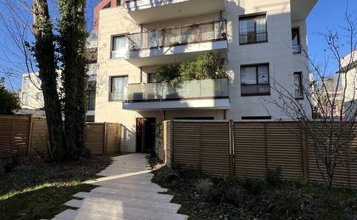 Apartment in Garches, Île-de-France, France 1