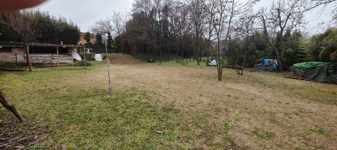 Land in Salo, Lombardy, Italy 4 - 15508168