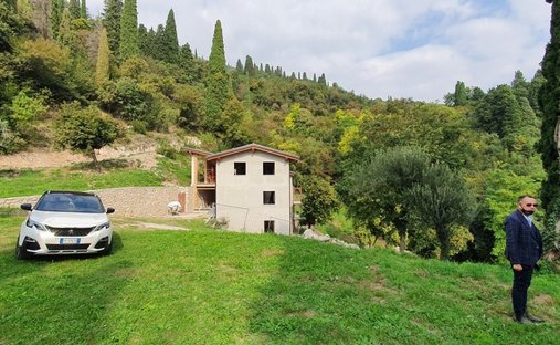Country House in Salo, Lombardy, Italy 1