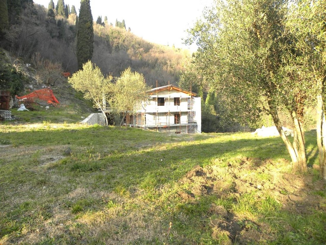 Country House in Salo, Lombardy, Italy 4 - 15507899