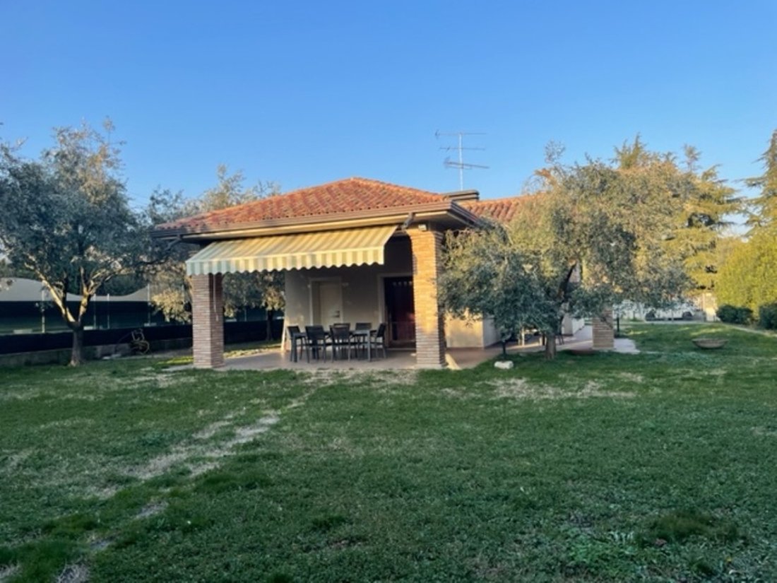 Villa in Historic Center, Padenghe sul Garda, Lombardy 5 - 15507956