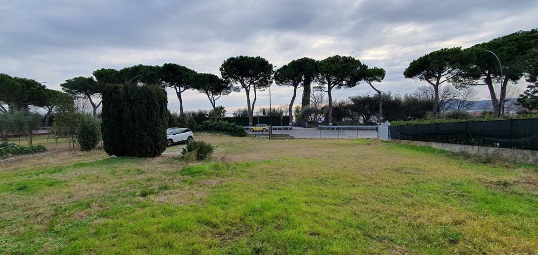 Villa in Historic Center, Padenghe sul Garda, Lombardy 2 - 15507954