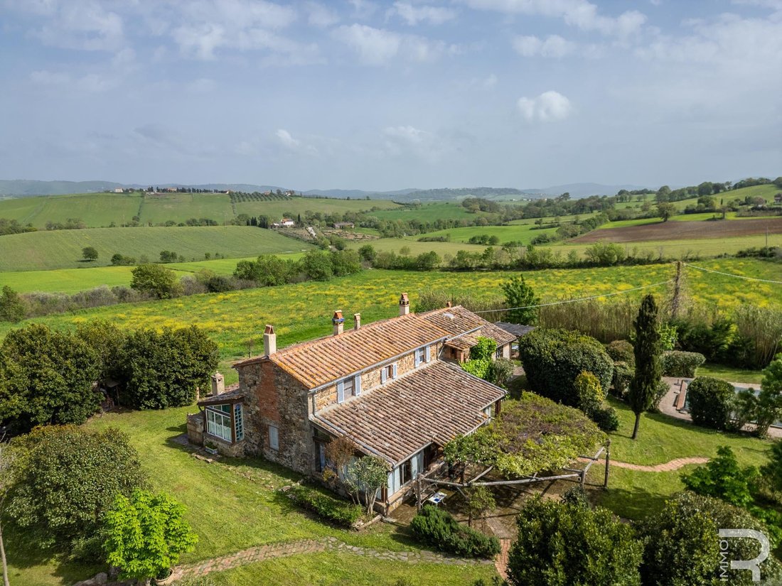 Farm Ranch in Manciano, Tuscany, Italy 5 - 15508543
