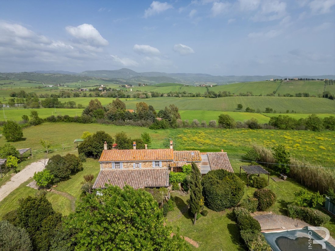 Farm Ranch in Manciano, Tuscany, Italy 3 - 15508543