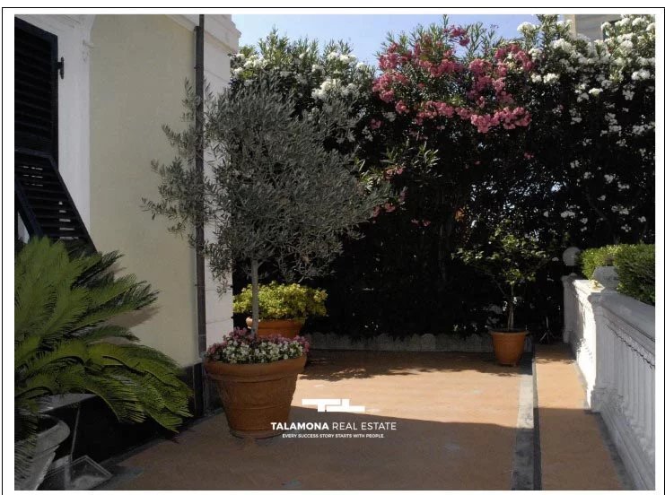 House in Rapallo, Liguria, Italy 4 - 15509272