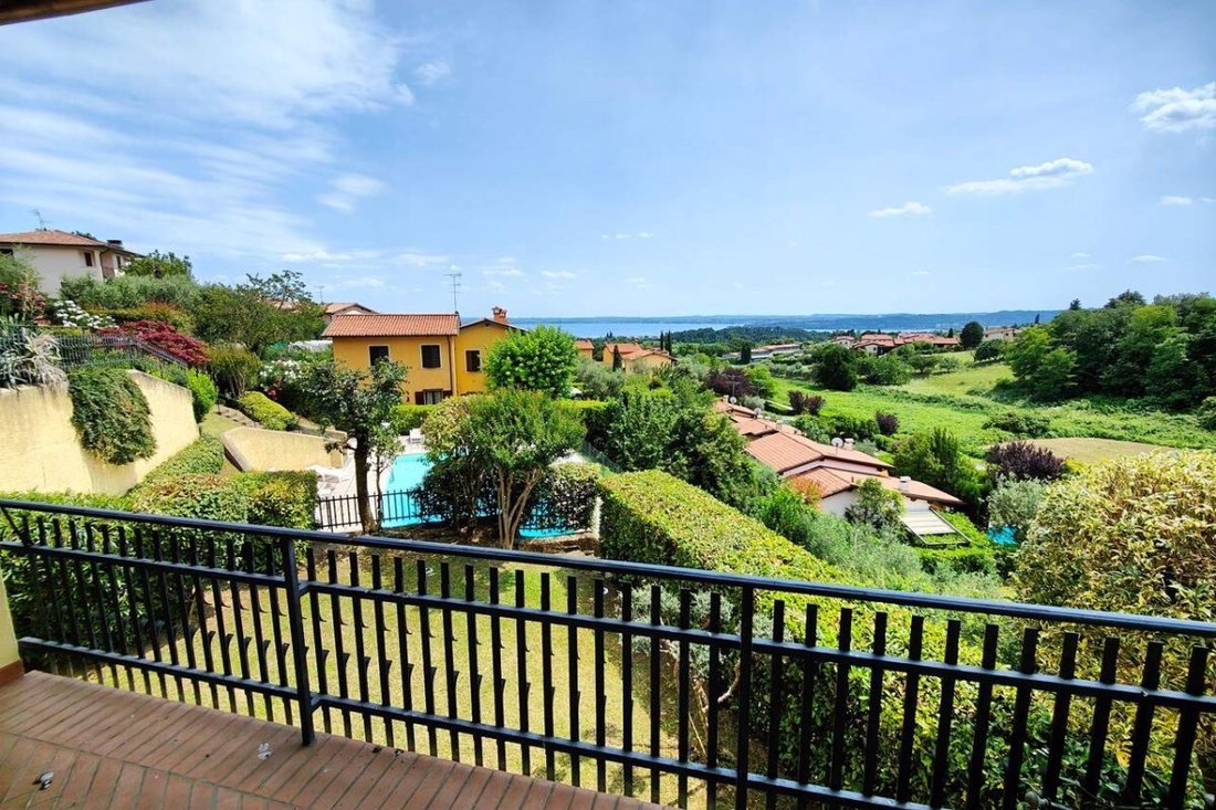Villa in Soiano del Lago, Lombardy, Italy 1 - 15510288