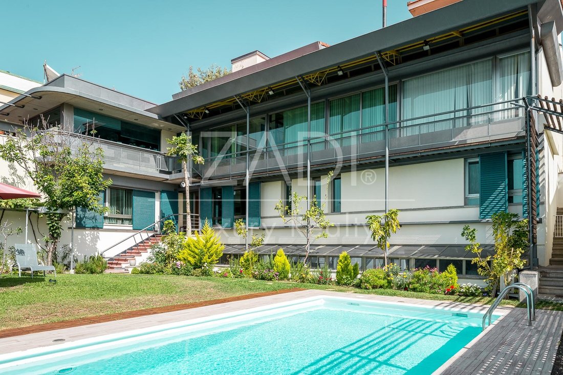 Chalet in Tafira Alta, Las Palmas de Gran Canaria, Canary Islands 1 - 15515632