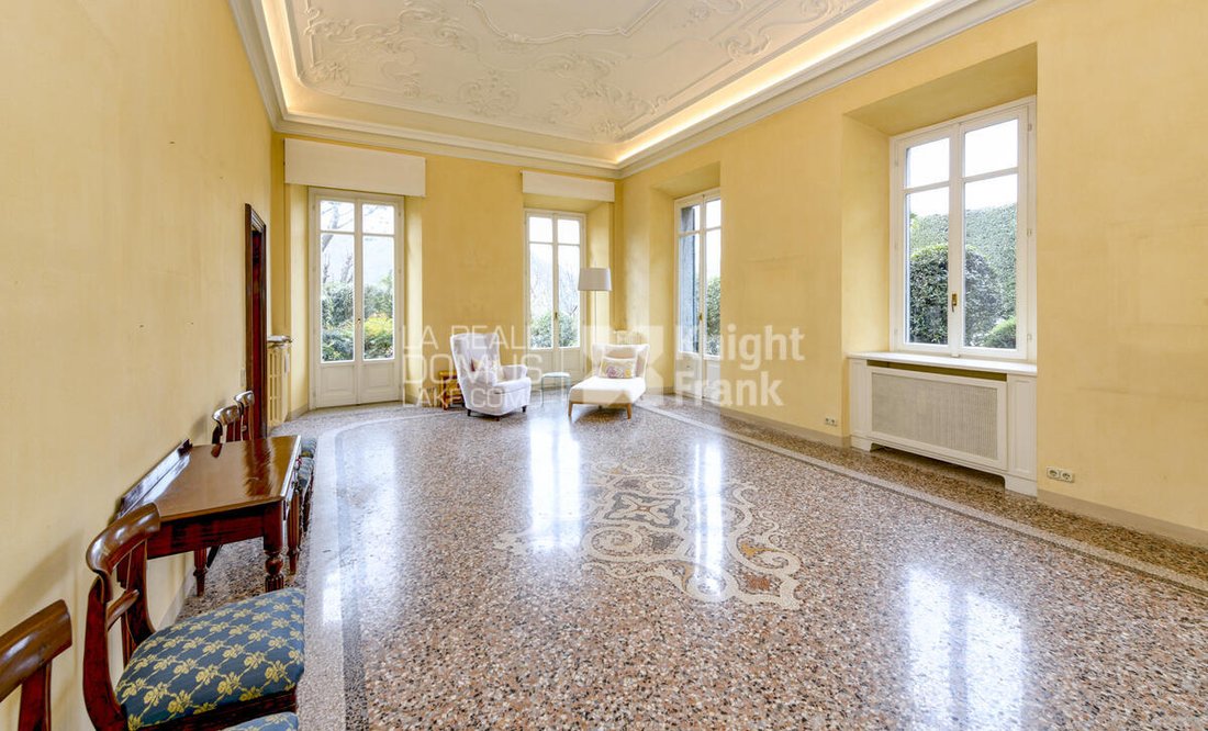 Apartment in Eastern Lake Center, Como, Lombardy 3 - 15508999