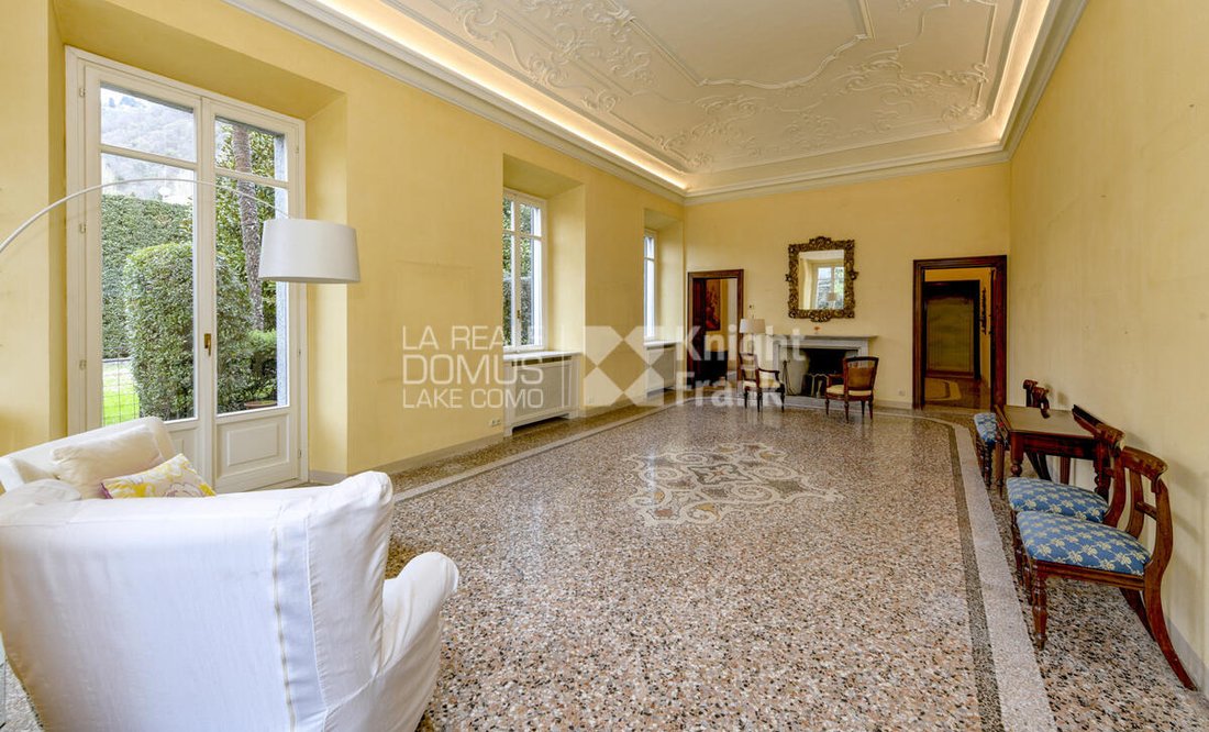 Apartment in Eastern Lake Center, Como, Lombardy 4 - 15508999