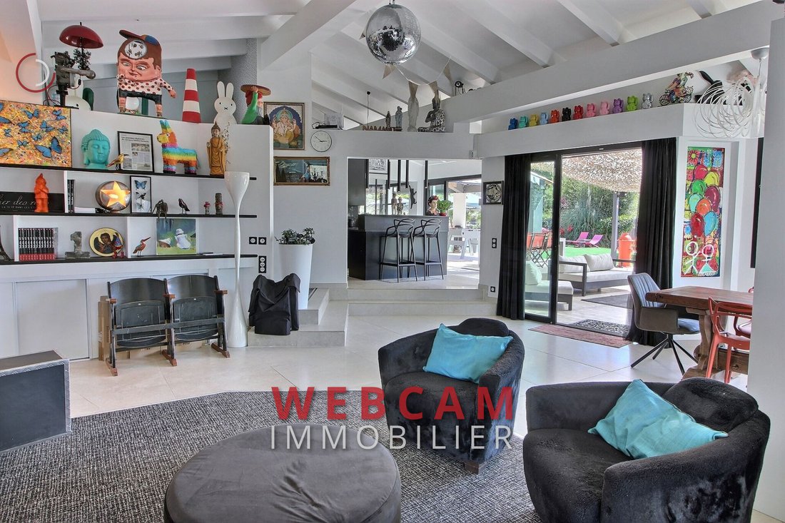 Villa in Mougins, Provence-Alpes-Côte d'Azur, France 3 - 15511798