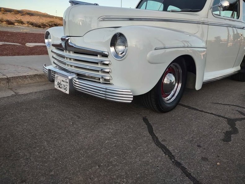 Coupe in Glendale, United States 3 - 15514912