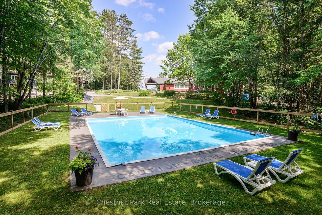 House in Huntsville, Ontario, Canada 5 - 15262823