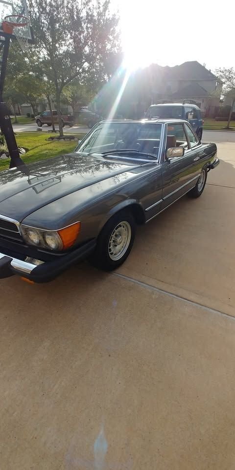 Cabriolet in Glendale, United States 2 - 15511676