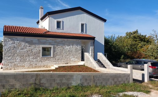 House in Porec, Istria County, Croatia 1