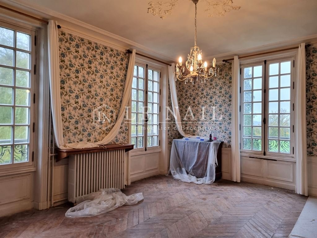 Whispers of the Perche: A 17th-Century Château Crowned in Normandy’s Rolling Verdure