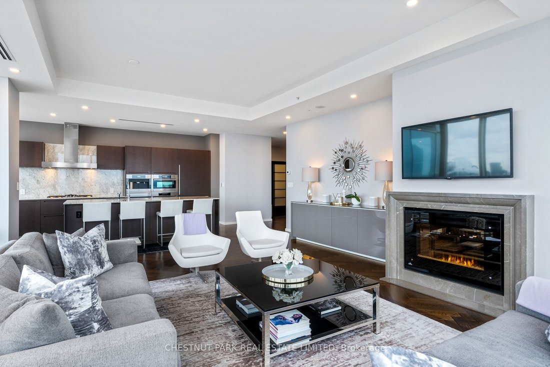Condo in Toronto, Ontario, Canada 4 - 15167403