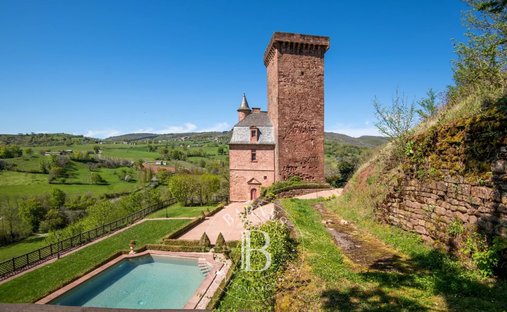 17th Century Castle In Aveyron