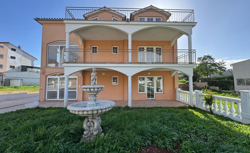 Villa in Valbandon, Istria County, Croatia 1