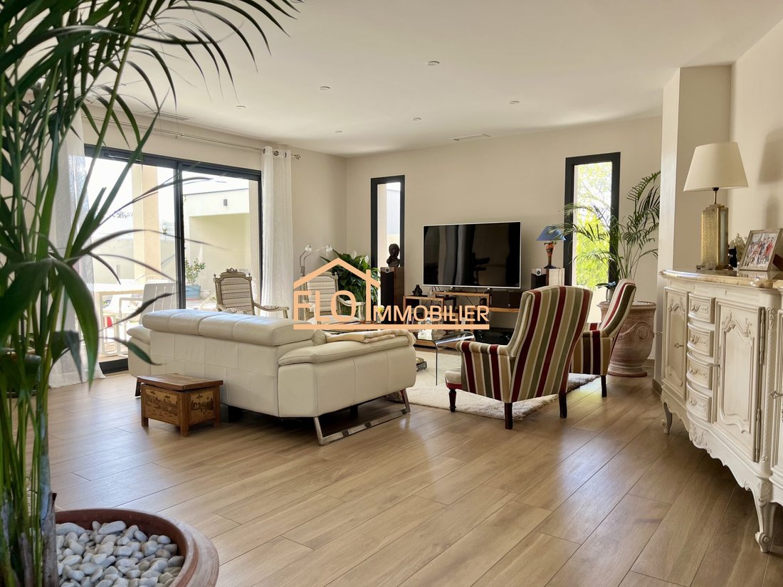 Villa in Florensac, Occitania, France 1 - 15512805