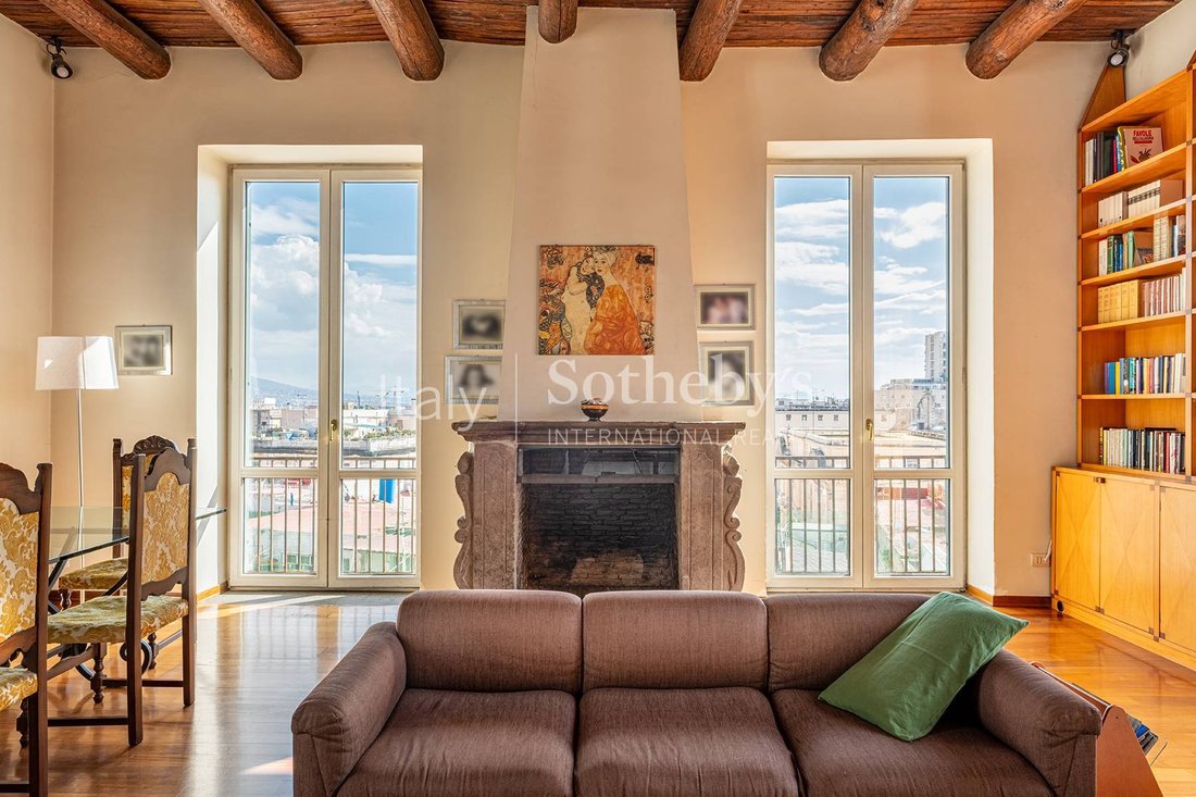 Apartment in Naples, Campania, Italy 3 - 15287352