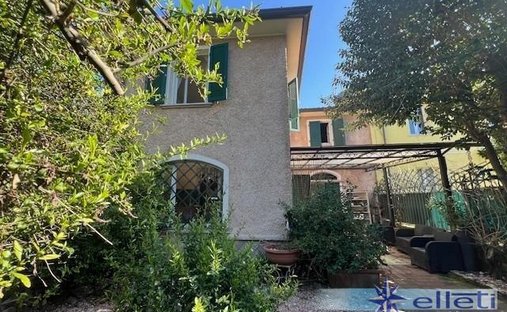 Country House in Quercioli - Rinchiostra, Massa, Tuscany 1