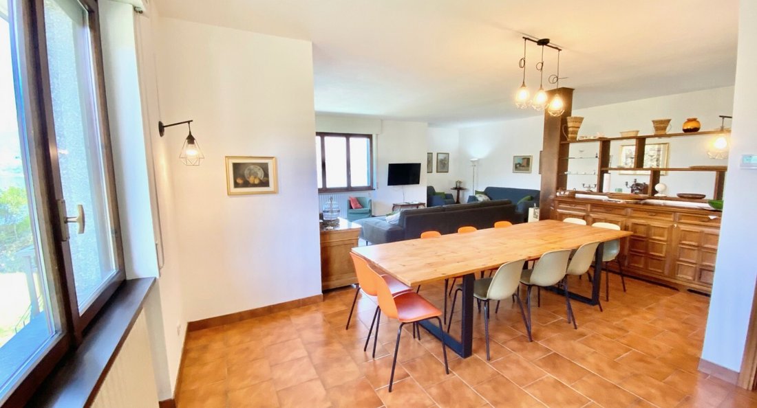House in Porto Valtravaglia, Lombardy, Italy 3 - 15509230