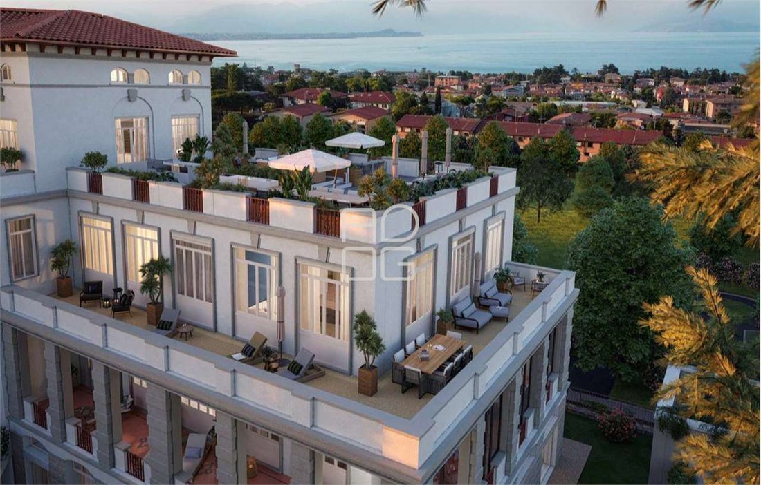 Apartment in Desenzano Centro, Desenzano del Garda, Lombardy 5 - 15486760