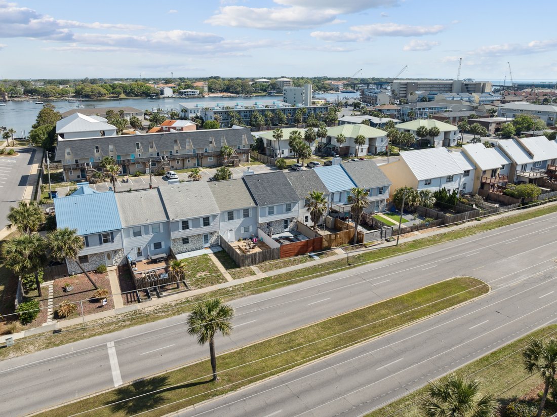 House in Wright, Florida, United States 2 - 15509975