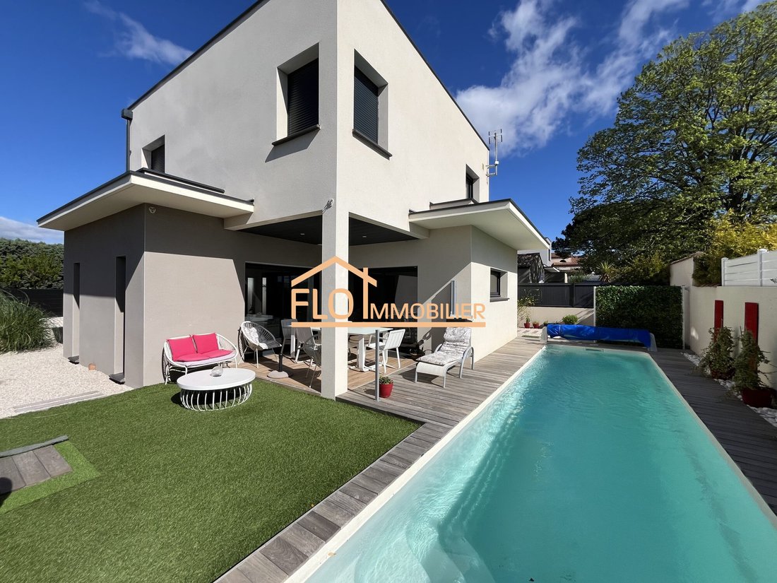 Villa in Florensac, Occitania, France 2 - 15512805