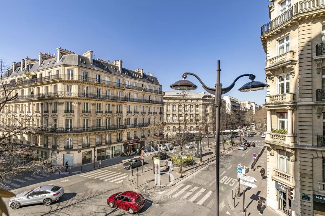 Apartment in Saint Placide, Paris 6e Arrondissement, Paris 2 - 15513950