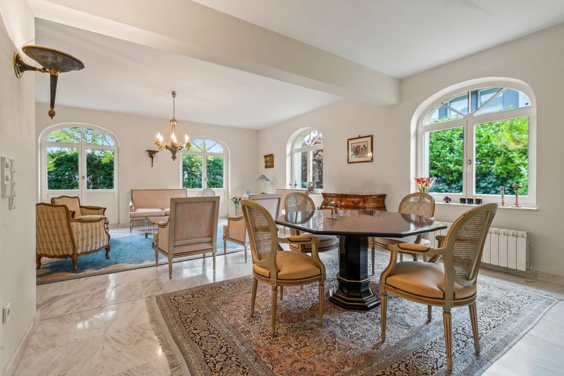 Villa in Luxembourg, Luxembourg District, Luxembourg 5 - 15513099