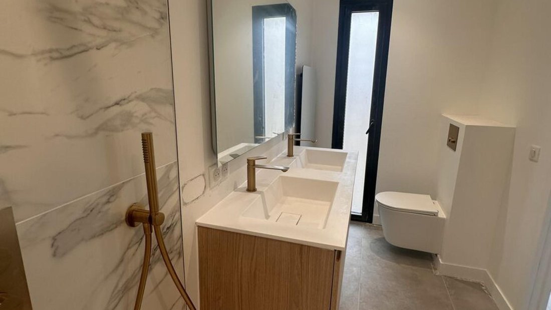 House in Grimaud, Provence-Alpes-Côte d'Azur, France 2 - 15513429
