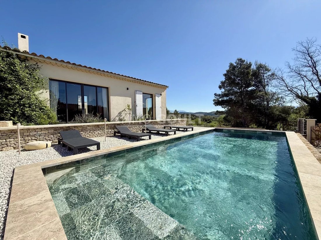 House in Gordes, Provence-Alpes-Côte d'Azur, France 3 - 15509354