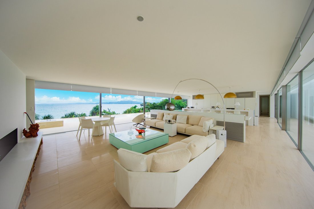 House in Nago, Okinawa, Japan 4 - 15516926