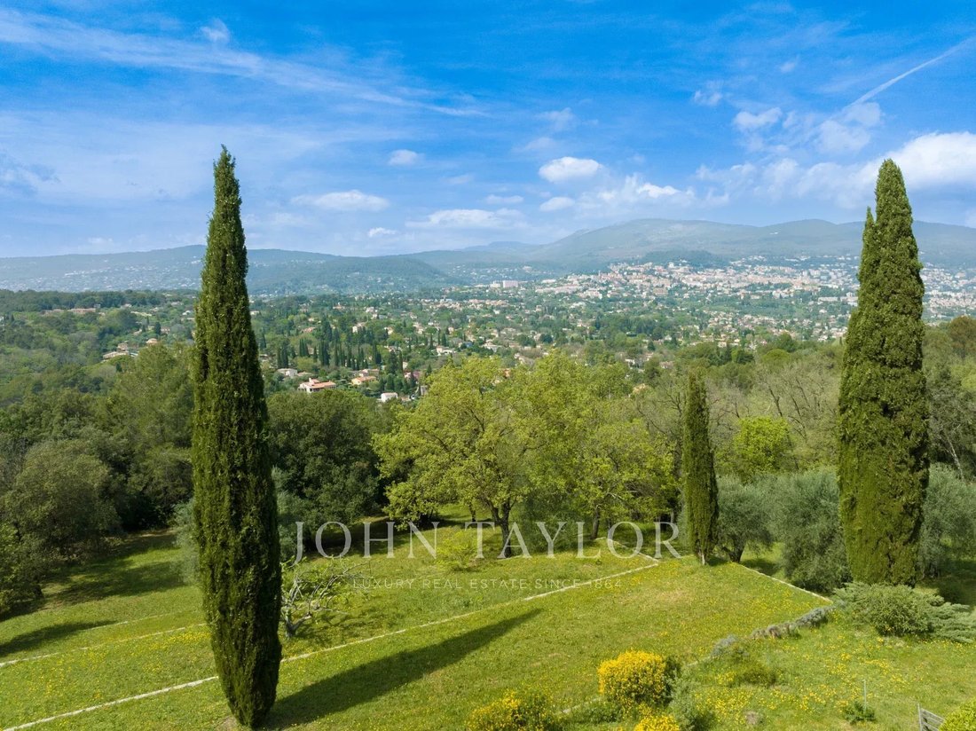 House in Grasse, Provence-Alpes-Côte d'Azur, France 3 - 15515640